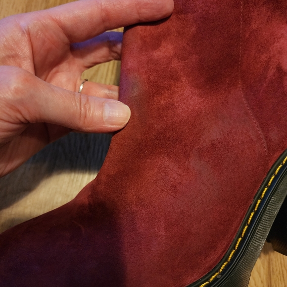Dr. Martens Magdalena burgundy suede boot size 9 EUC - Picture 2 of 10